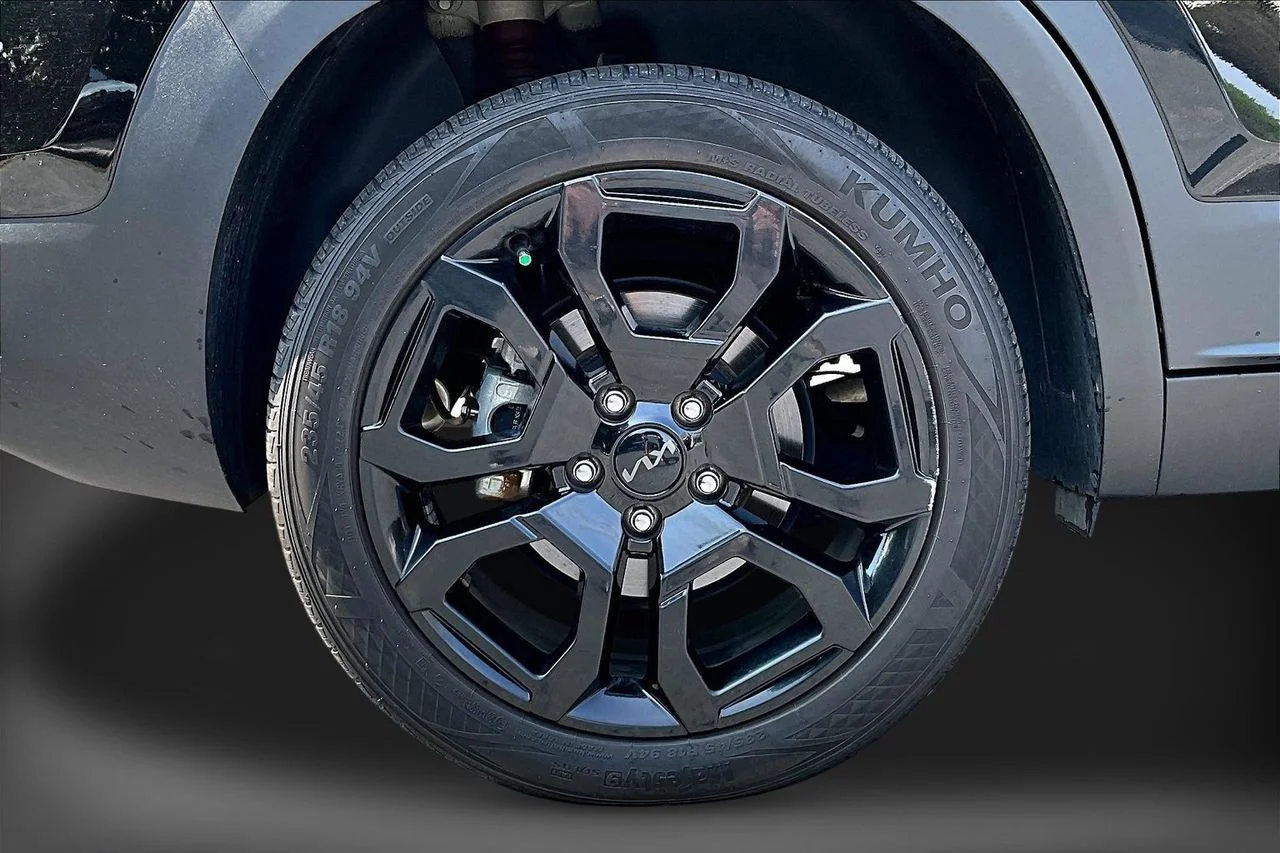 Certified Used 2025 Black Kia X-Line image 35