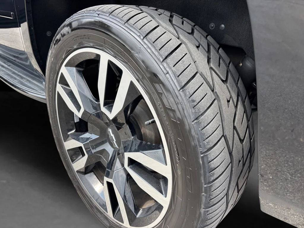 Used 2019 Black Chevrolet Premier image 57