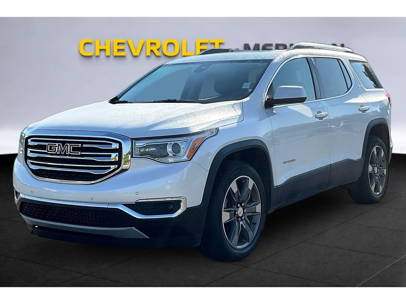 Used 2018 WHITE FROST TRICOAT GMC SLT image 9