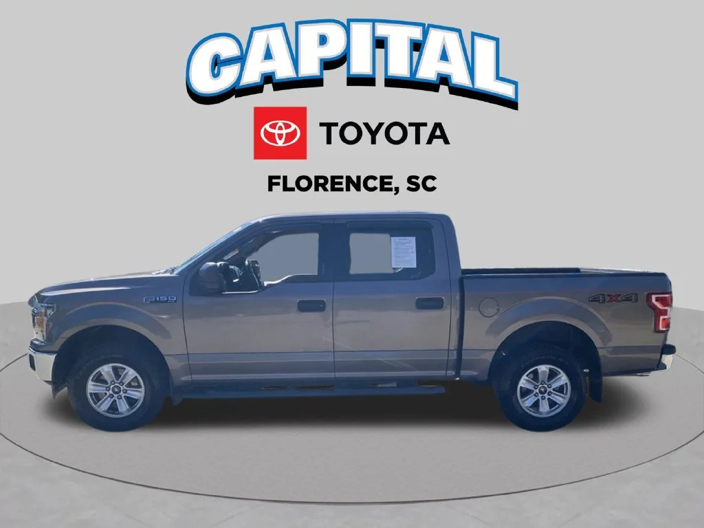 Used 2018 Gray Ford XLT image 3