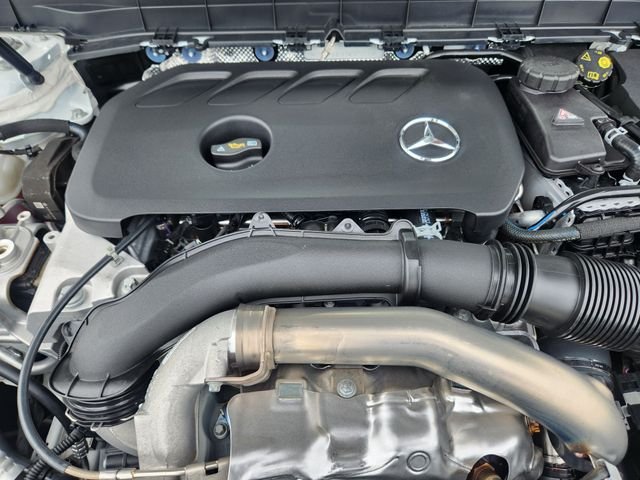 Used 2026 White Mercedes-Benz GLB 250 image 22