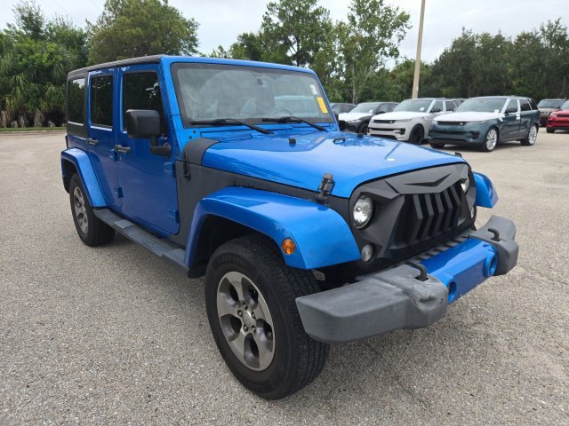 Used 2016 Hydro Blue Pearlcoat Jeep Sahara image 7