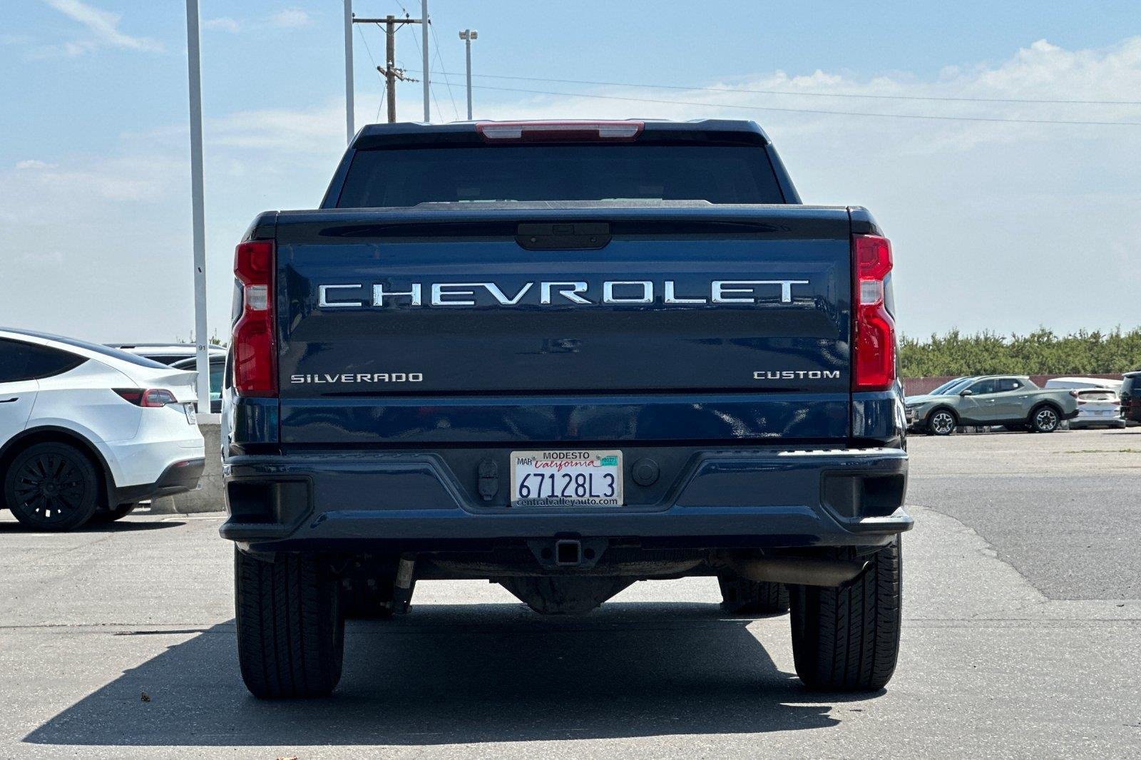 Used 2022 Northsky Blue Metallic Chevrolet Custom image 5