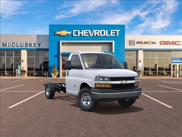 2026 Chevrolet Express 3500 139" WB's photo