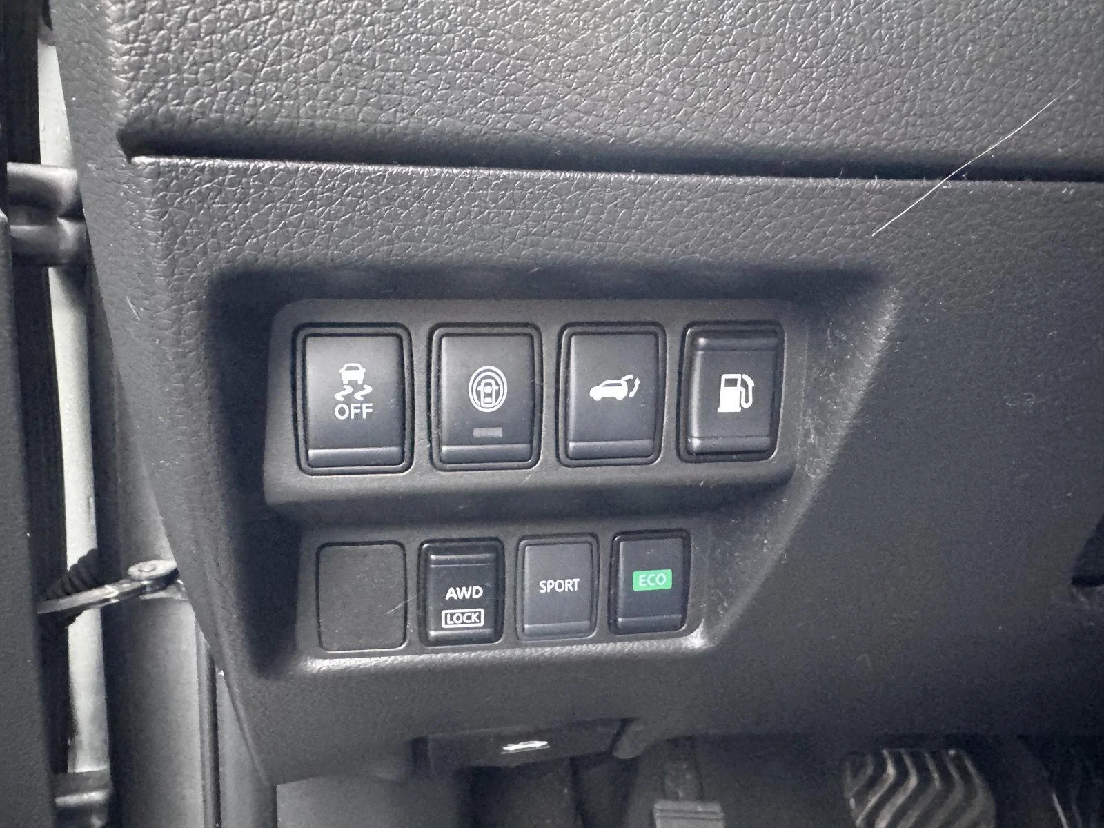Used 2020 Gun Metallic Nissan SV image 14