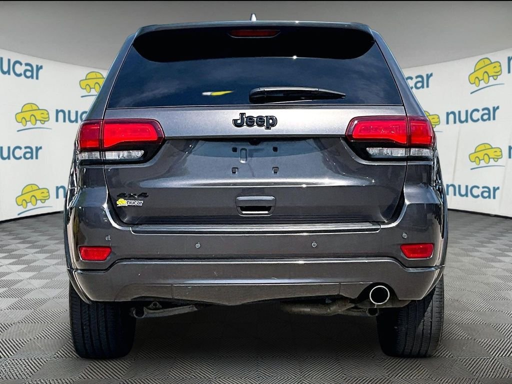 Used 2020 Gray Jeep Altitude image 5