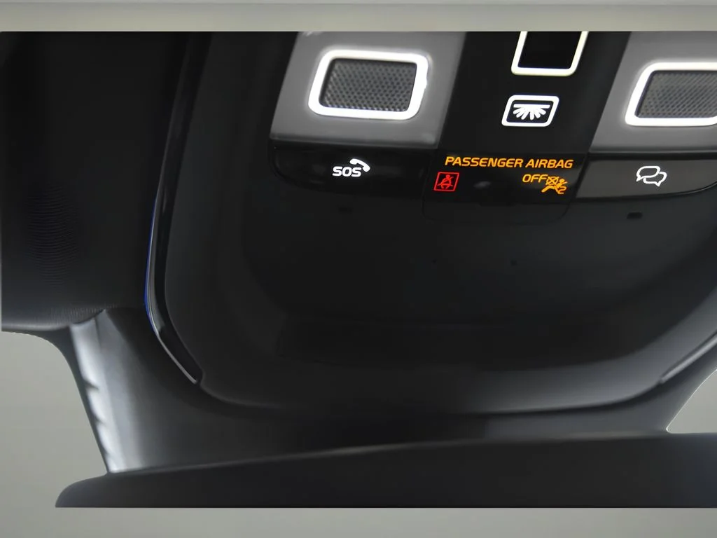 Used 2026 Crystal White Metallic Volvo Plus image 38