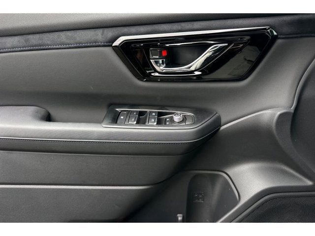 New 2026 ICE SILVER METALLIC Subaru Limited Hybrid image 16