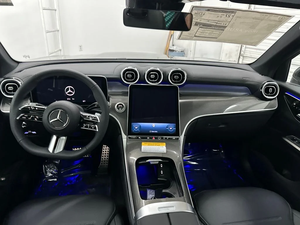 New 2026 Black Mercedes-Benz GLC 300 image 21