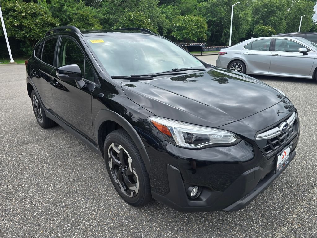 Used 2015 Silver Subaru 2.0i Limited image 3