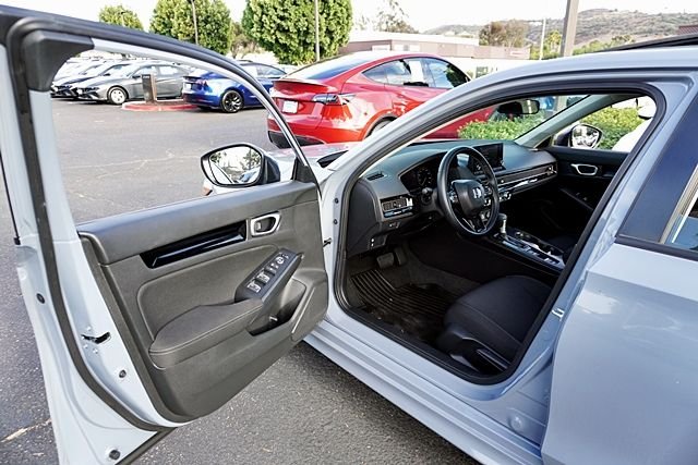 Used 2024  Honda EX image 45
