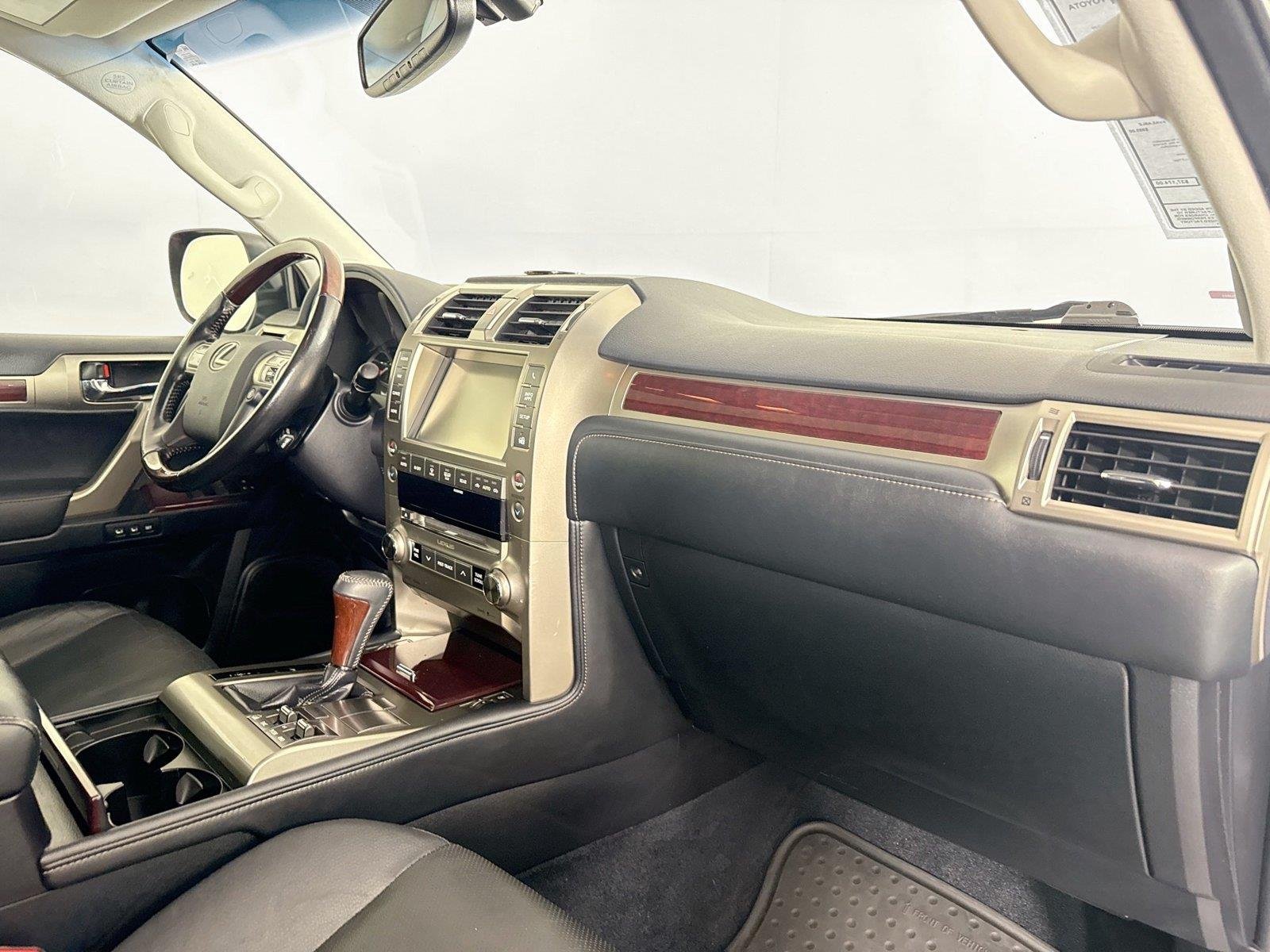 Used 2019 Nebula Gray Pearl Lexus GX 460 Premium image 43