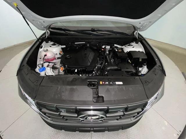 Used 2024 Silver Hyundai XRT image 25