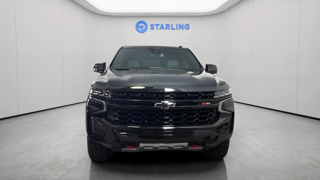 Used 2023 Black Chevrolet Z71 image 16
