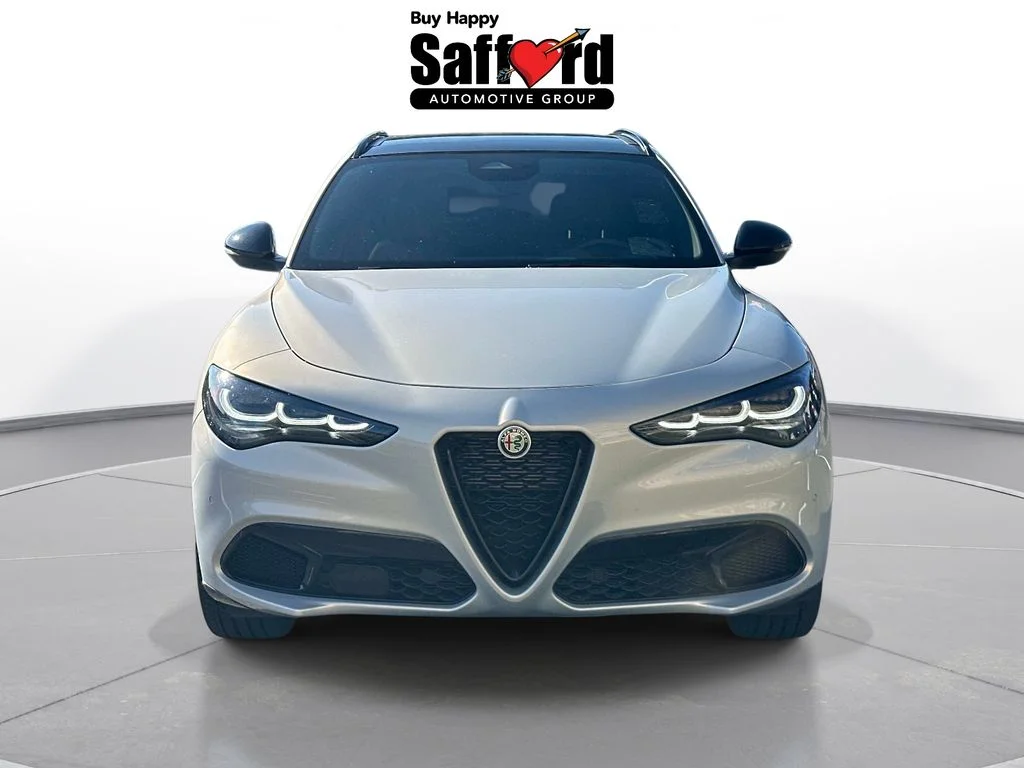 Used 2025 Moonlight Gray Alfa Romeo Veloce image 8