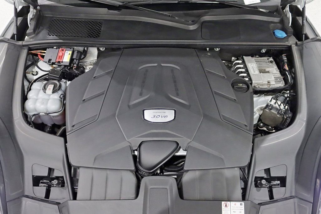 2022 Porsche Cayenne Platinum Edition - Photo 42