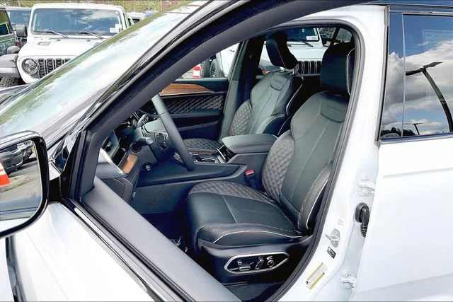2025 Jeep Grand Cherokee Summit Reserve - Photo 10