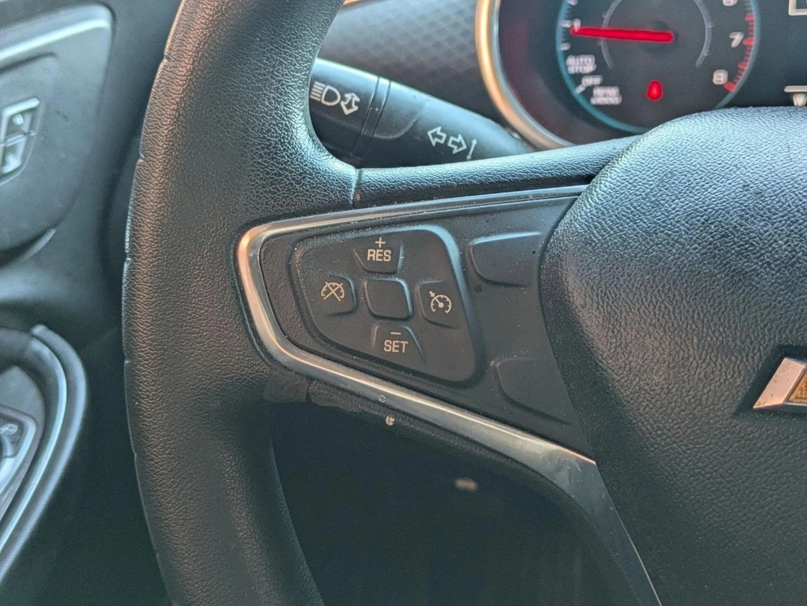Used 2018 Nightfall Gray Metallic Chevrolet LT image 5
