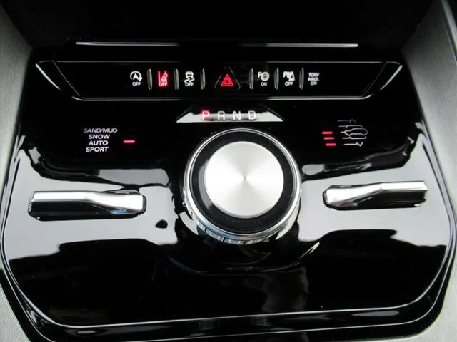 New 2026 Velvet Red Pearl-Coat Exterior Paint Jeep Limited Reserve image 28