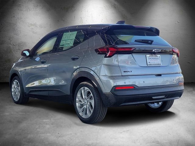 New 2027 Sterling Grey Metallic Chevrolet LT image 4