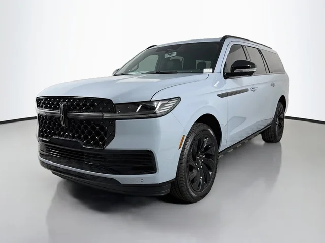2027 Lincoln Navigator L Reserve