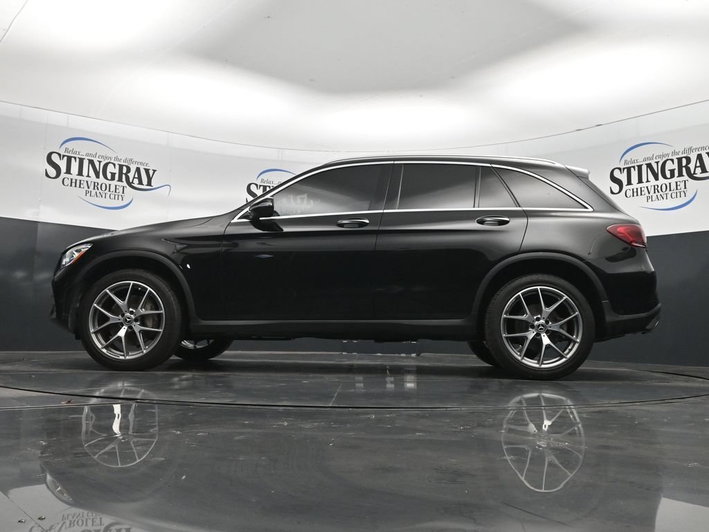 Used 2020 Black Mercedes-Benz GLC 300 image 29
