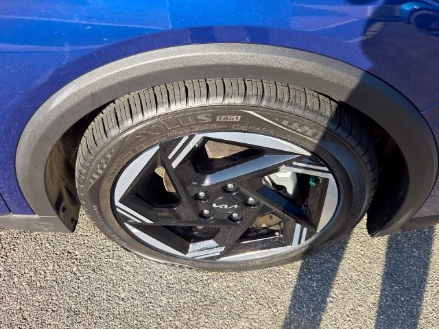 Used 2025 Blue Kia EX image 18