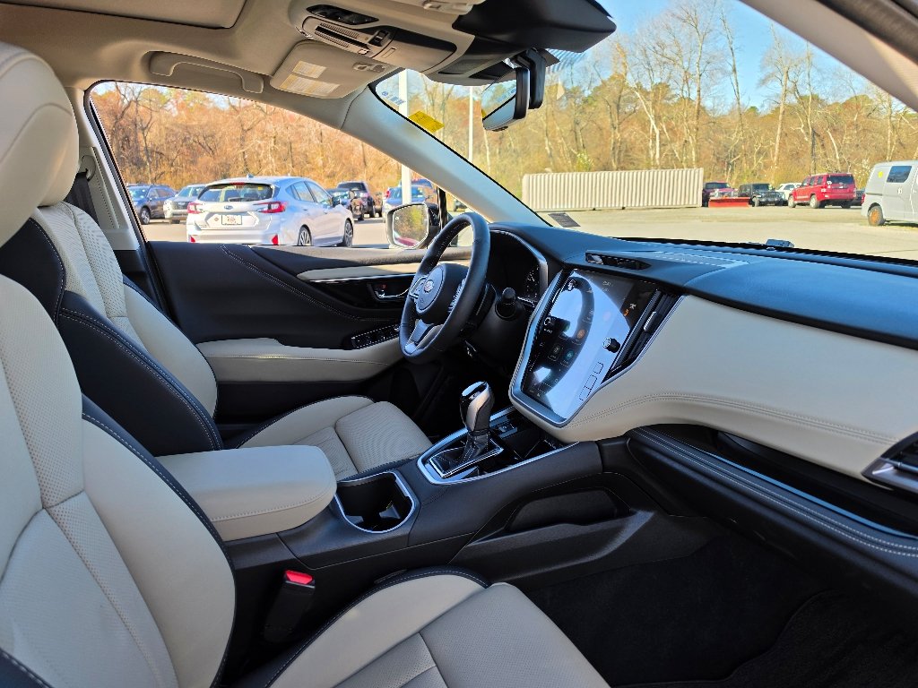 2025 Subaru Outback Limited - Photo 28