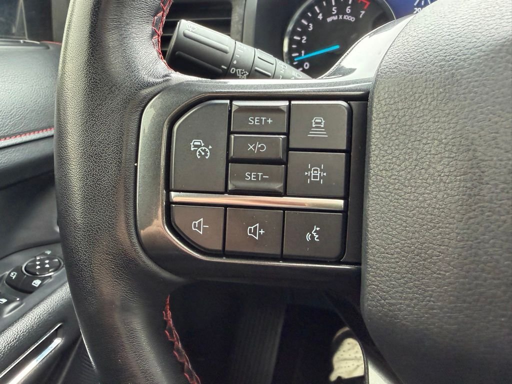 Used 2022 Black Ford Limited image 40