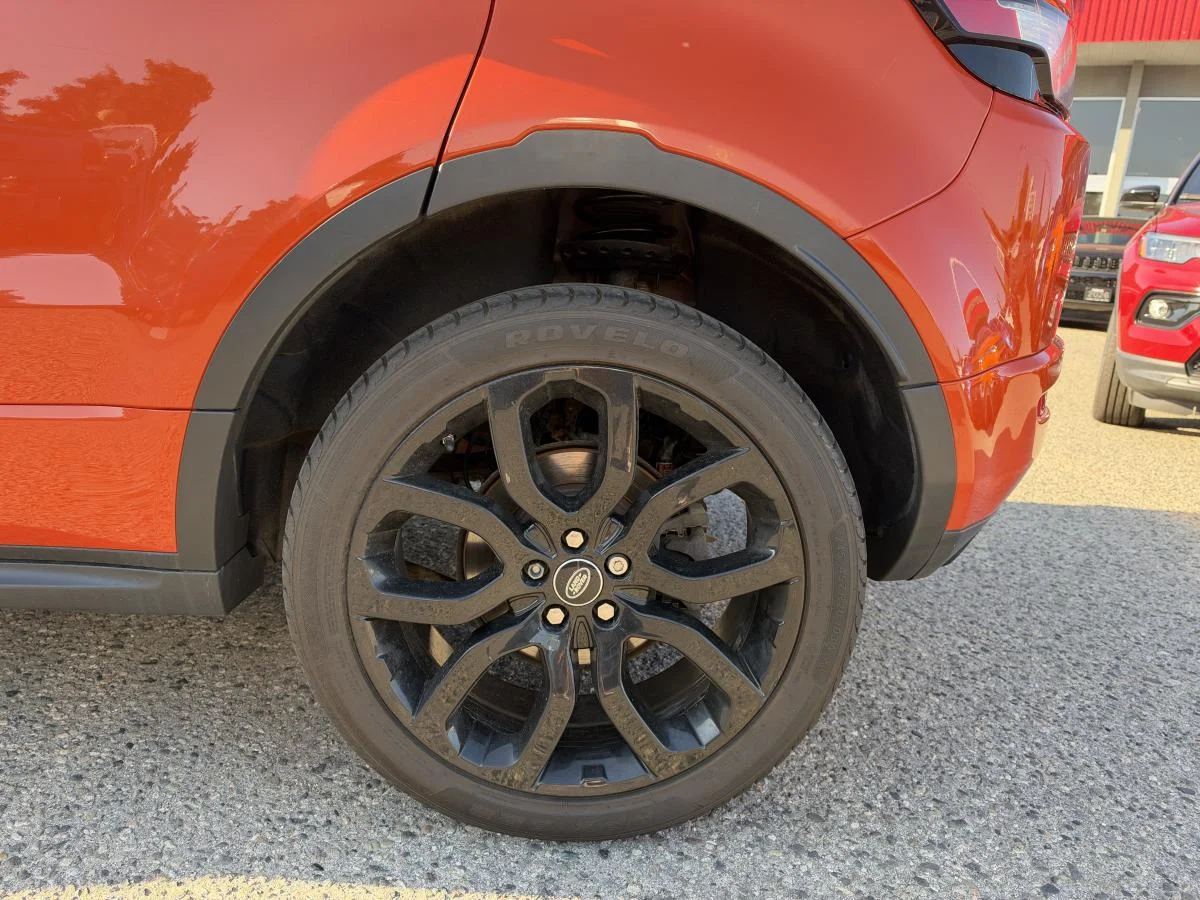 Used 2015 Orange Land Rover Dynamic Premium 5 image 11