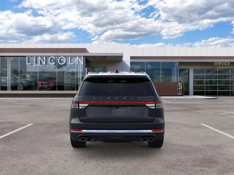 New 2026 Infinite Black Metallic Clearcoat Lincoln Premiere® image 5