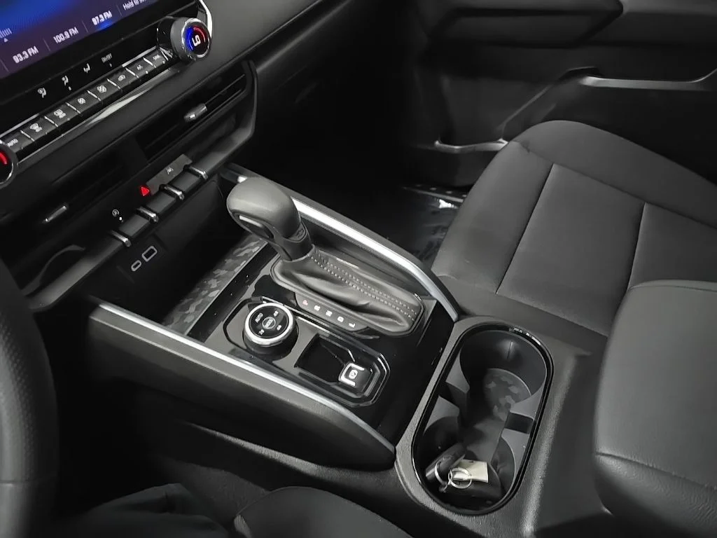 Used 2026 White Chevrolet Trail Boss image 28