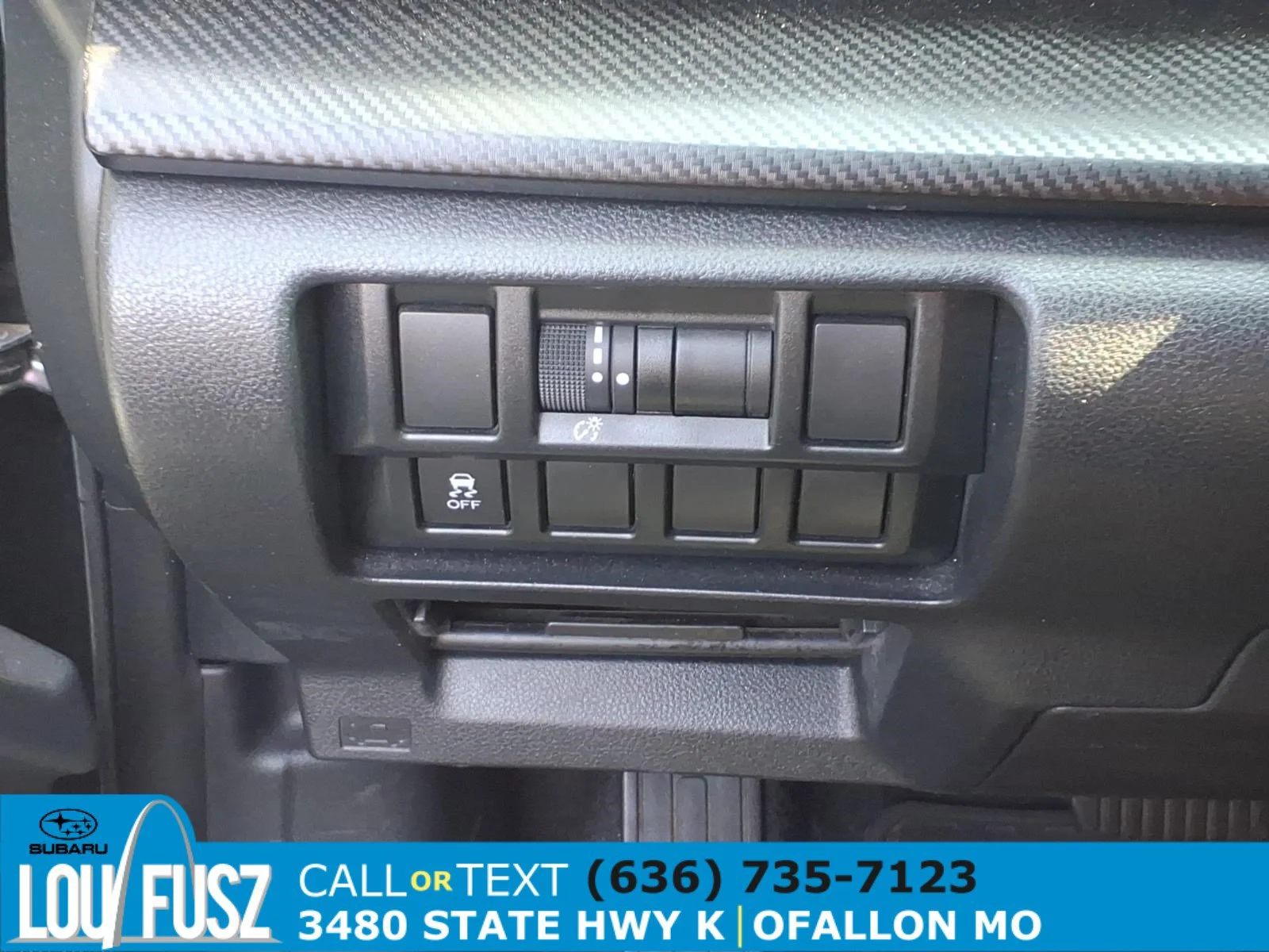 Used 2019 Dark Gray Metallic Subaru Premium image 21