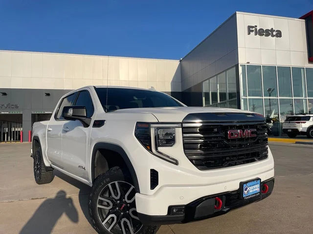 2023 GMC Sierra 1500 AT4
