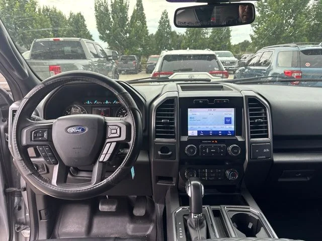 Used 2020 Silver Ford XLT image 11