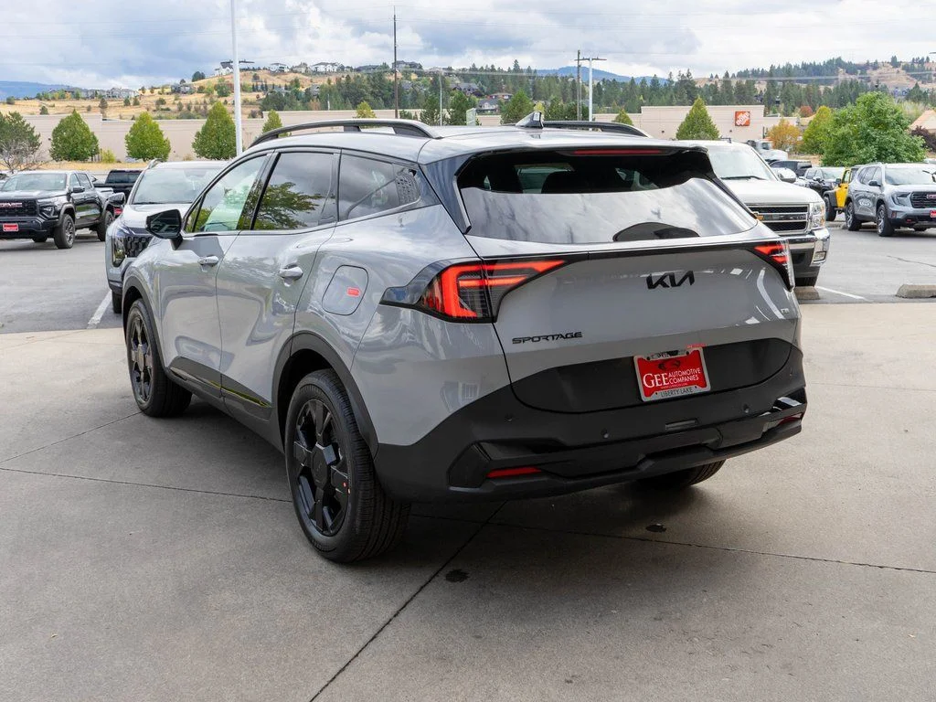 Used 2026 Gray Kia X-Line image 5