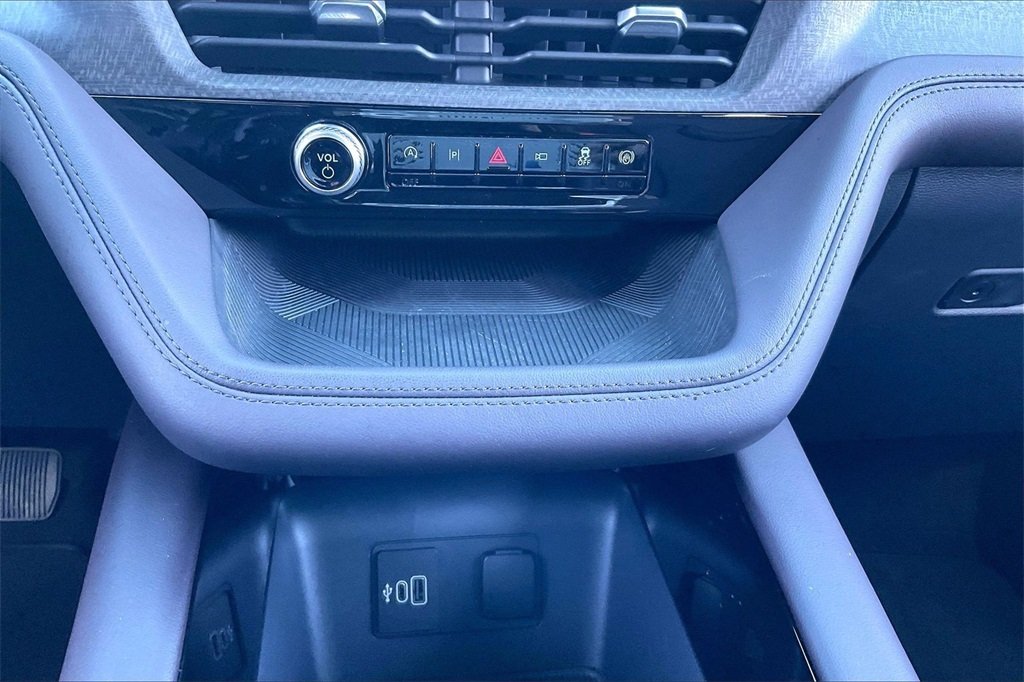 2026 FORD EXPLORER - Image 33