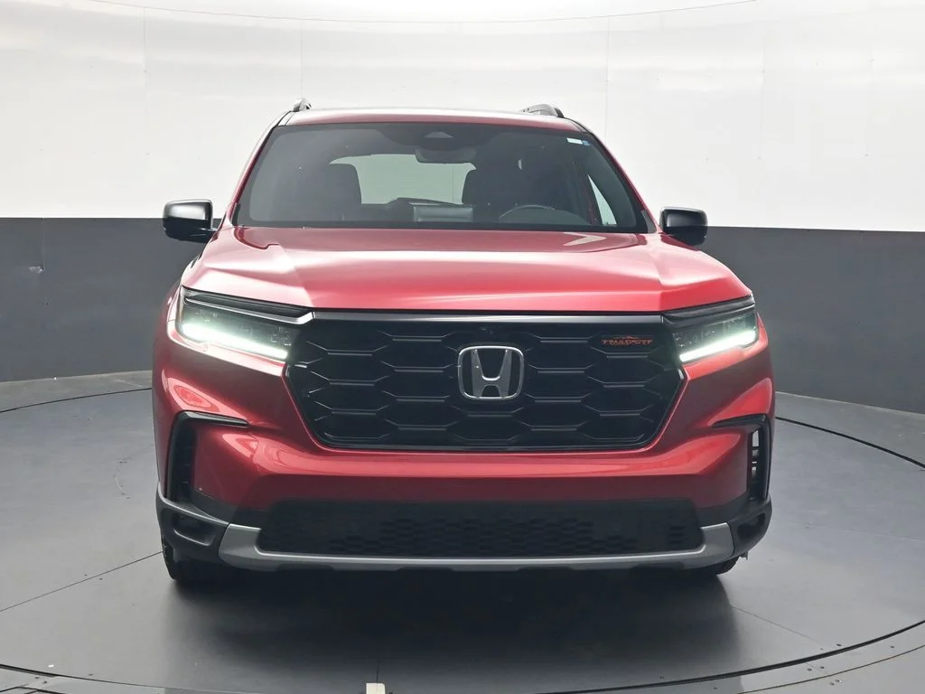 Certified Used 2025 Radiant Red Metallic II Honda TrailSport image 9