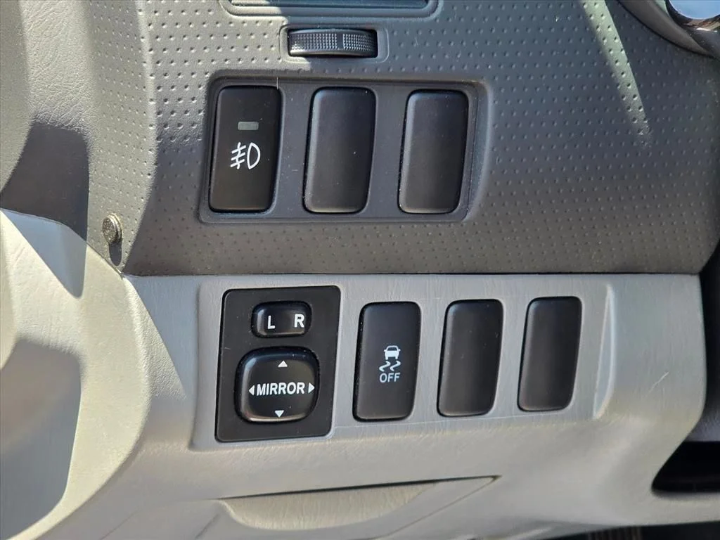 Used 2015 Red Toyota PreRunner image 8
