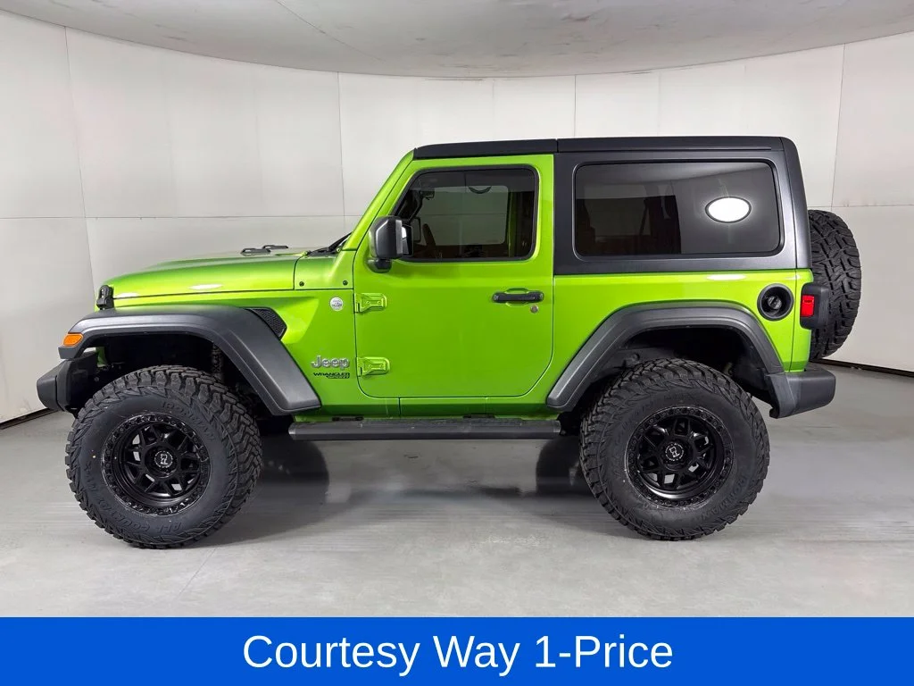 Used 2019 Green Jeep Sport S image 6