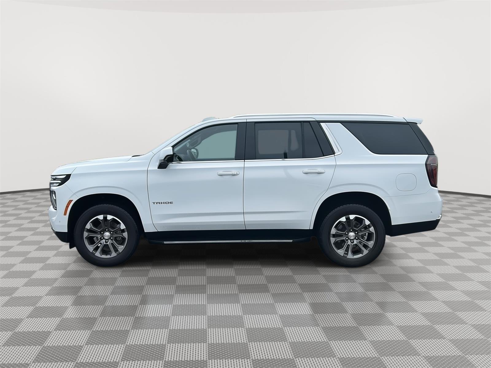 Used 2025 Chevrolet Tahoe LS with VIN 1GNS6MRD0SR161765 for sale in Kansas City