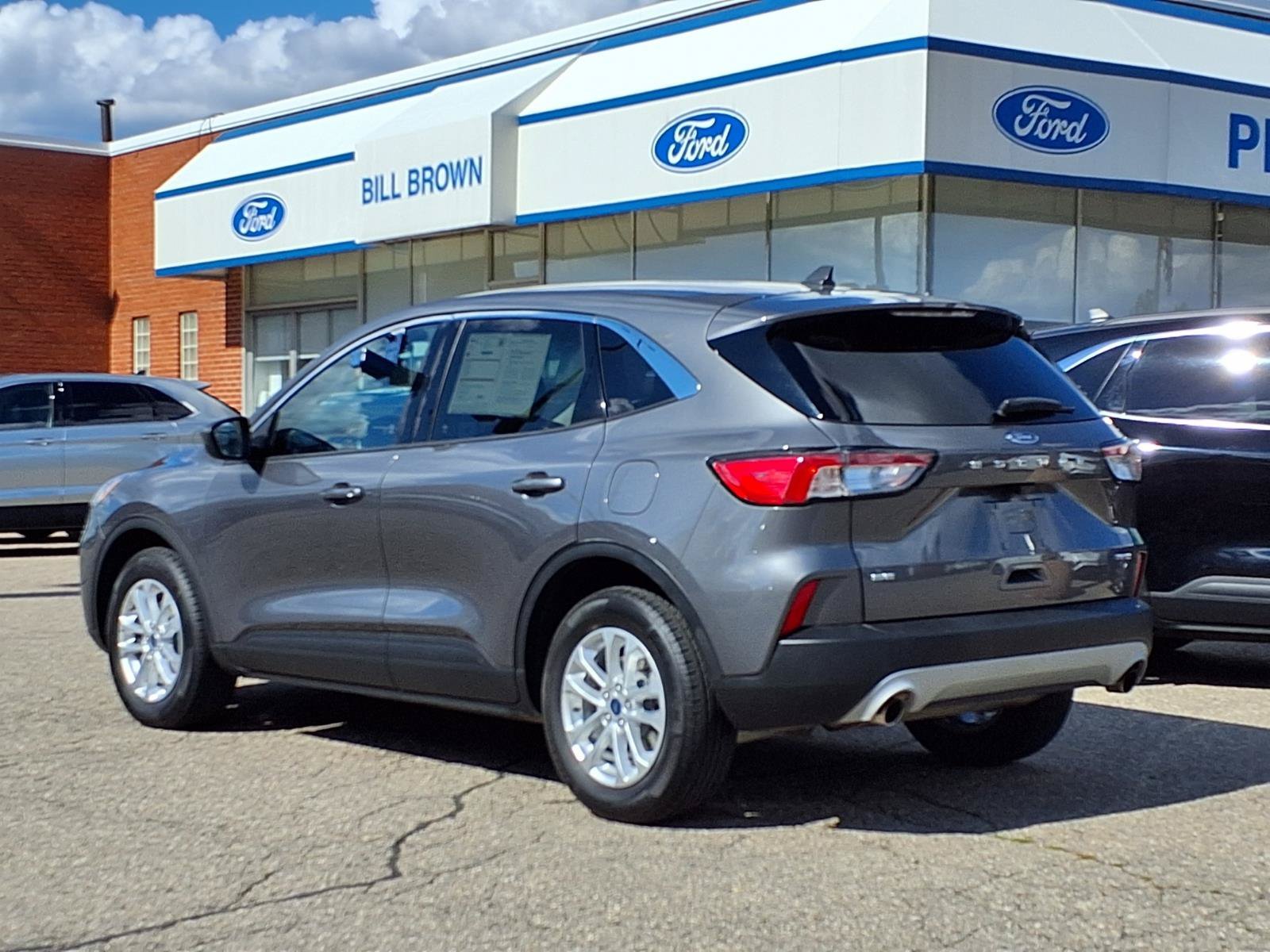 Certified 2021 Ford Escape SE with VIN 1FMCU9G67MUA29117 for sale in Livonia, MI