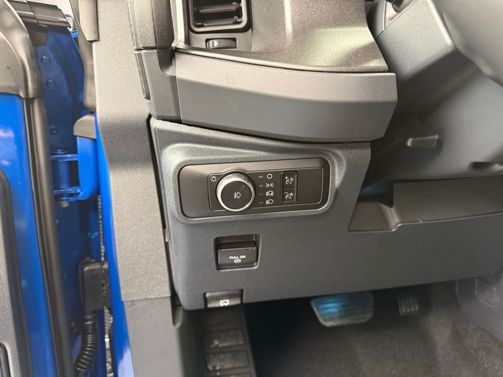 New 2026 Blue Ford Badlands image 25