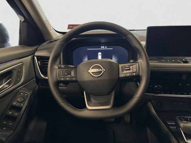 New 2026 Black Nissan Platinum image 12