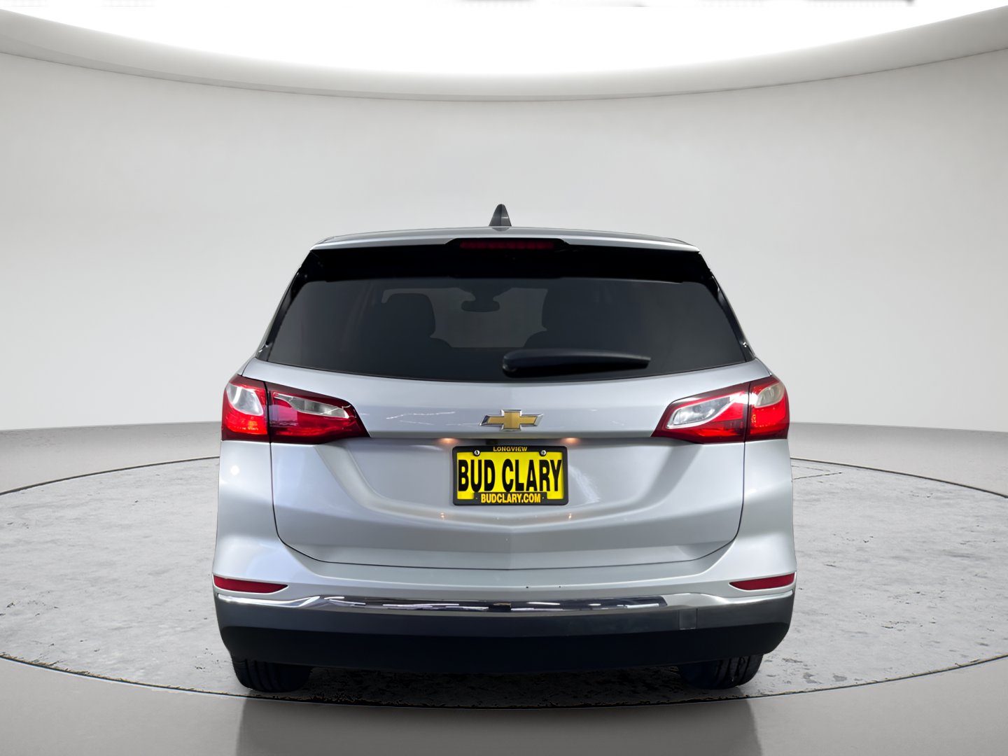 Used 2021 Silver Ice Metallic Chevrolet LT image 6