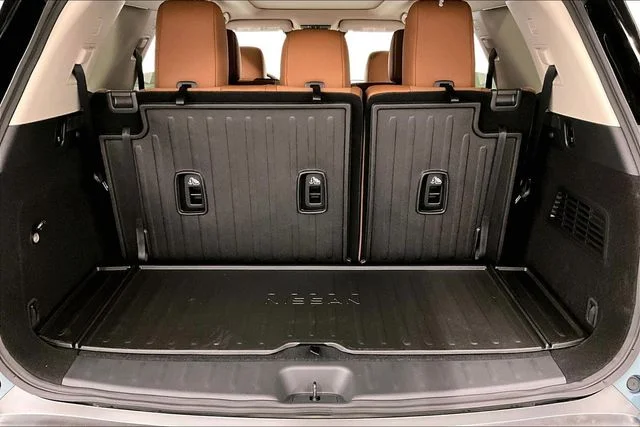 New 2026 Baltic Teal Nissan Platinum image 43