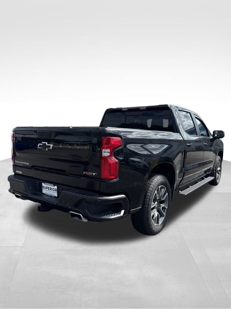 Used 2025 Black Chevrolet RST image 2