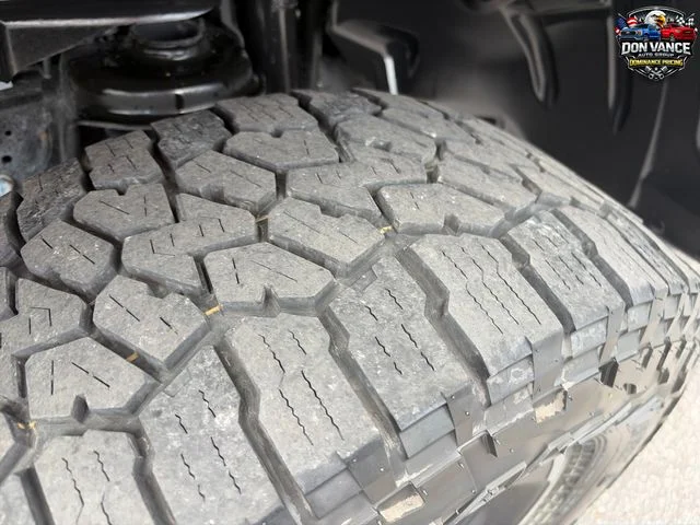 Used 2023 Gray Jeep Rubicon image 27