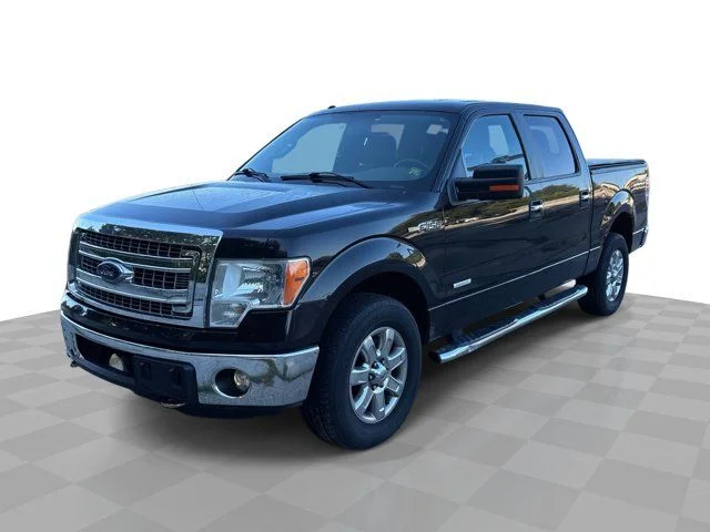 Used 2013  Ford XL image 1