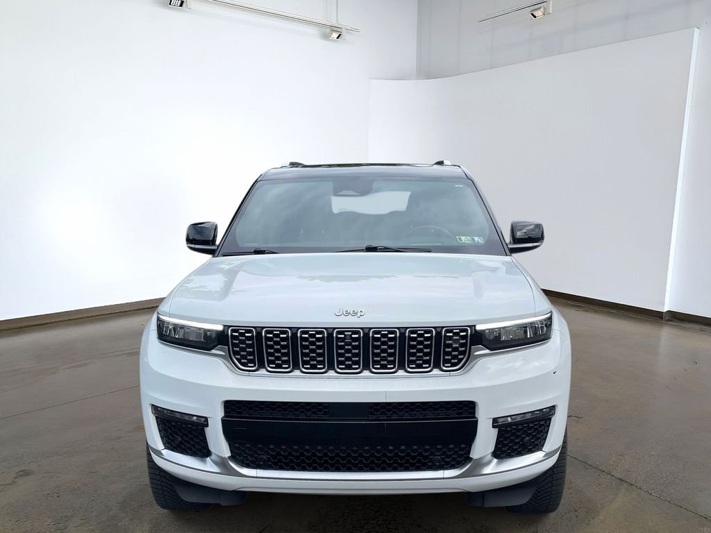 Used 2023 White Jeep Summit image 6